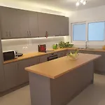 Artemis Apartment *
