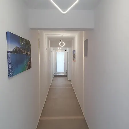 Artemis Appartement *